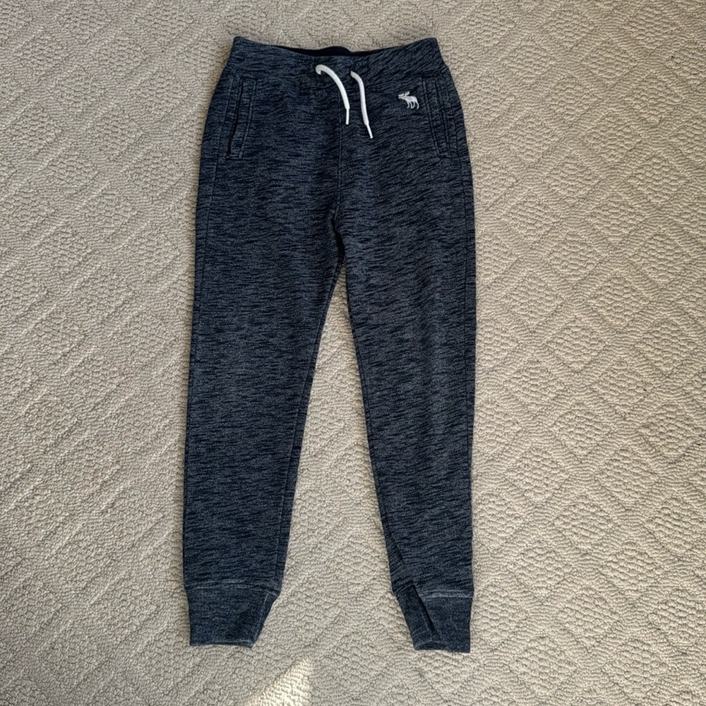 abercrombie kids size 9/10 essential icon joggers